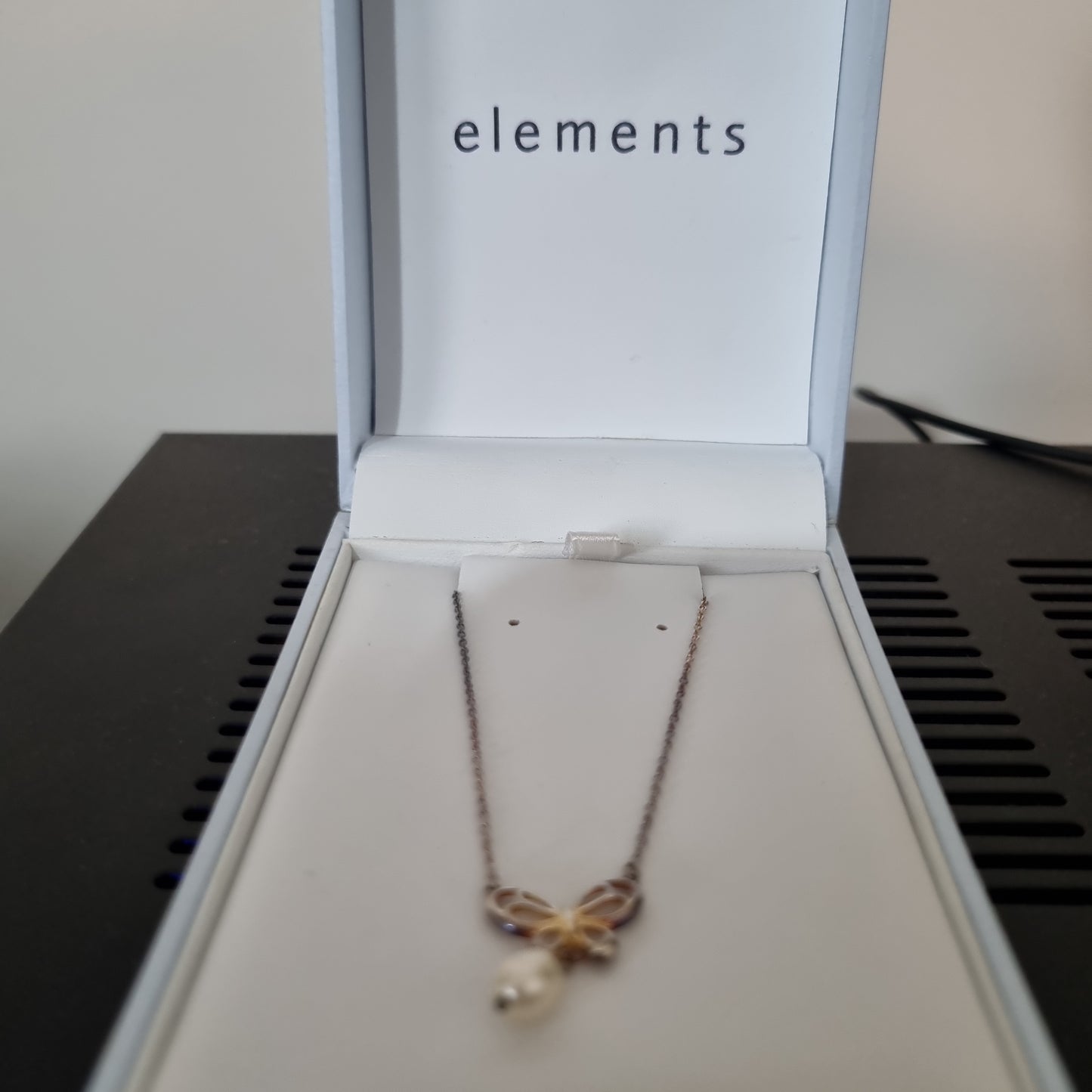 Elements knecklace