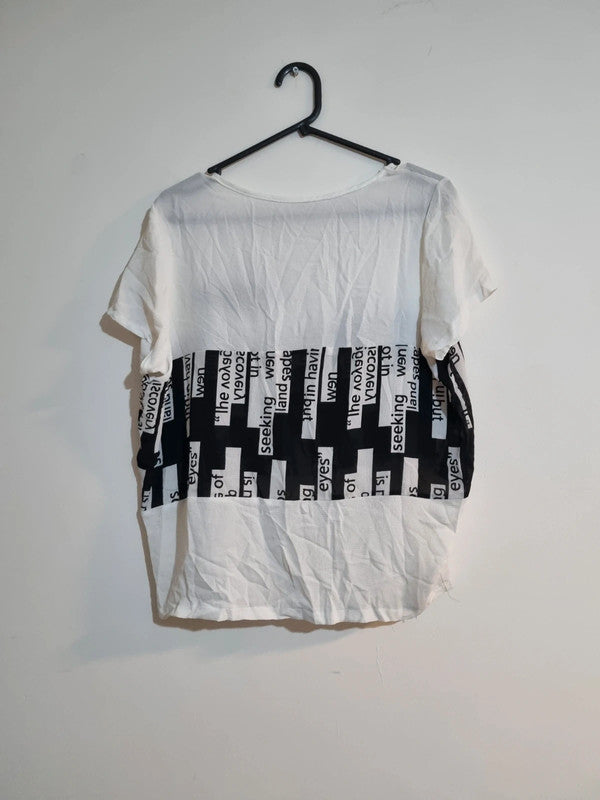 WOMENS XL CREAM WITH BLACK WORDING T-SHIRT