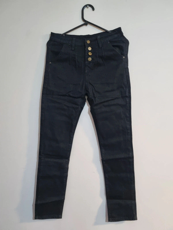 30INCH BLACK STRAIGT CUT JEANS