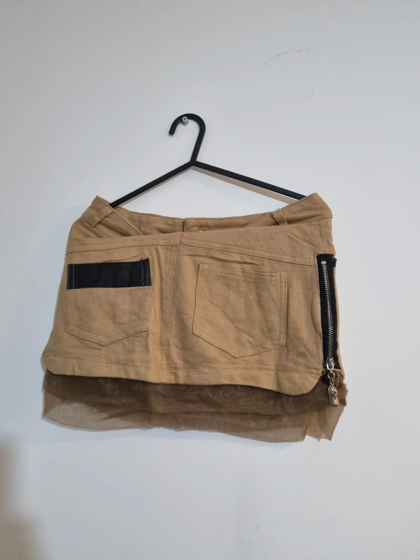 SMALL BROWN SKIRT