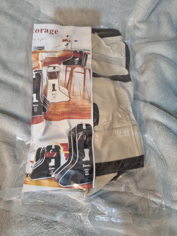 LARGE BOOT PROTECTION/STORAGE