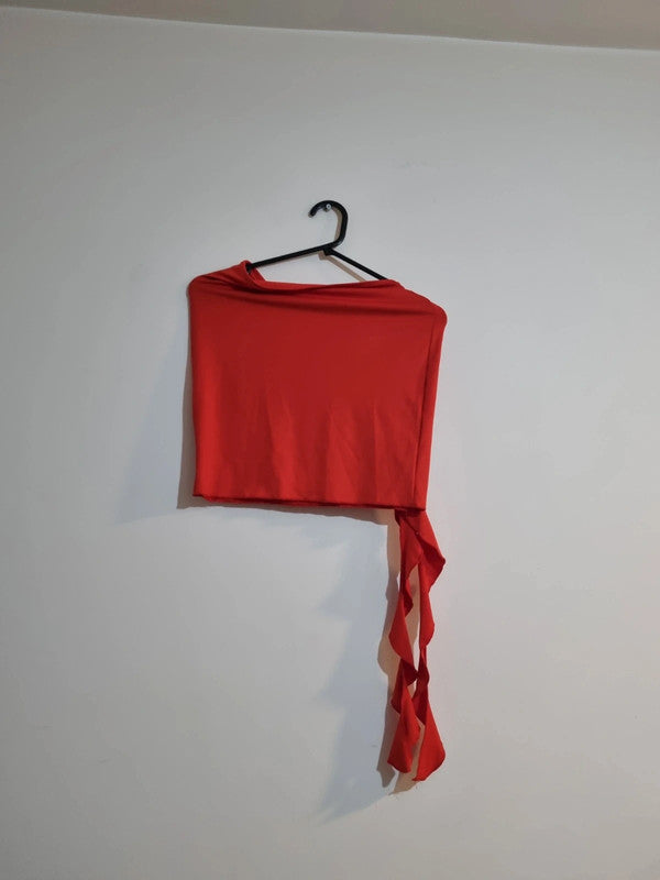 SMALL RED TOP AND SKIRT SET