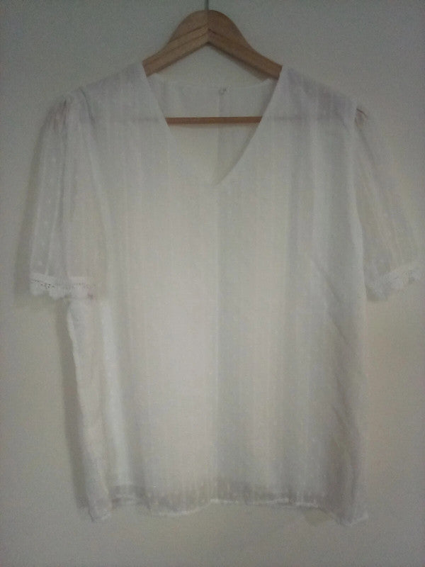 Xl white women's white short sleeved blouse