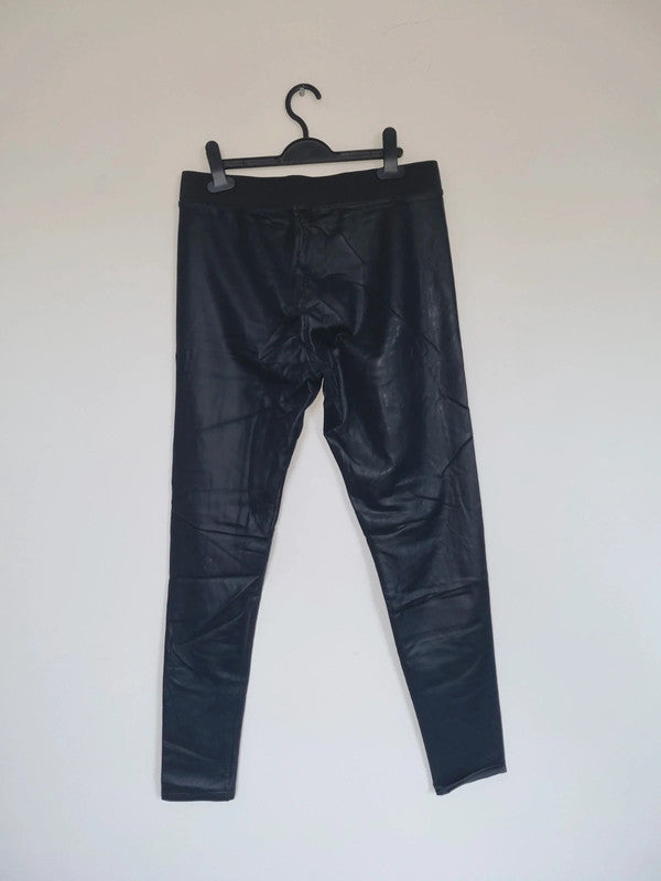 MEDIUM WOMENS BLACK PU, FAUX LEATHER PANTS