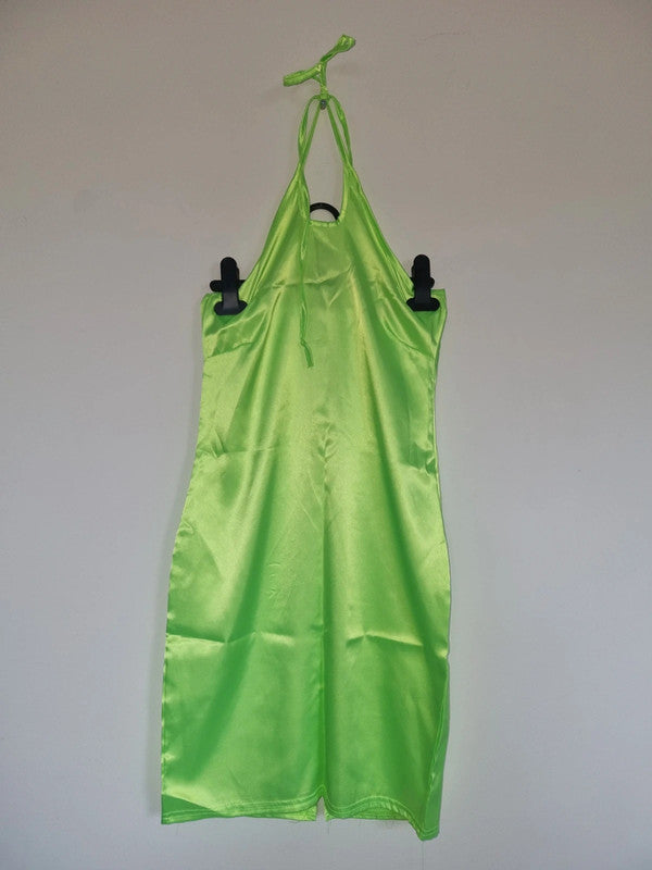 SIZE 6 WOMENS PRETTYLITTLETHING DRESS