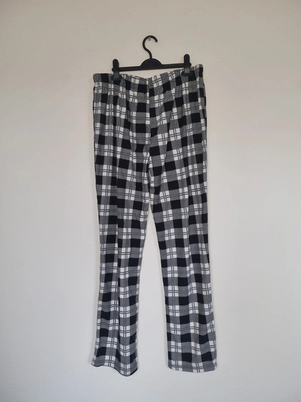 MEDIUM ADULTS CHEQUERED PAJAMA BOTTOMS