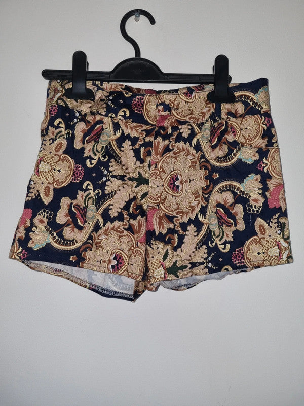 SMALL WOMENS ORIENTAL STYLE SHORTS
