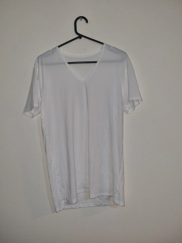 LARGE ADULT PLAIN WHITE V-NECK T-SHIRT