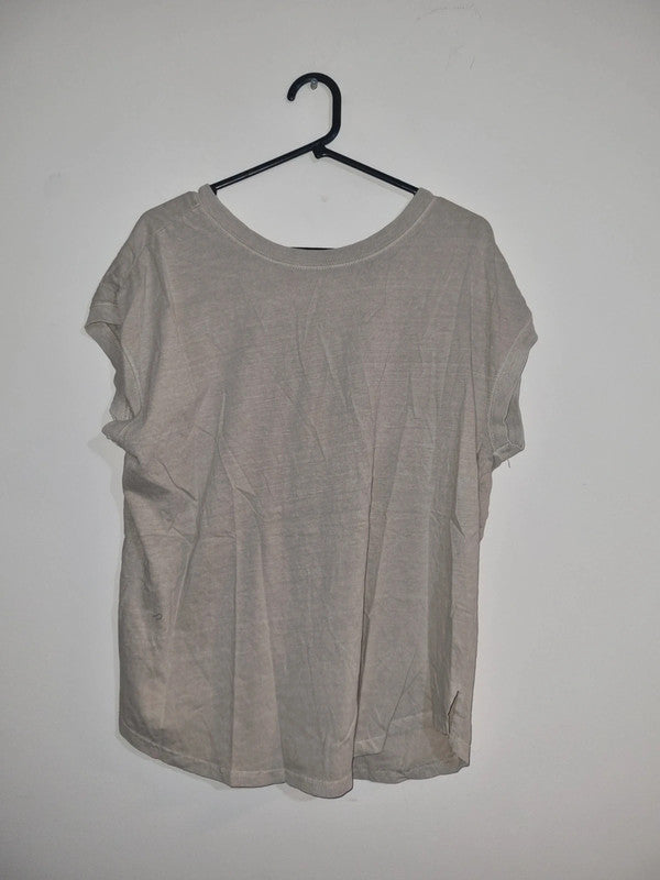 XL WOMENS BEIGE V-NECK T-SHIRT