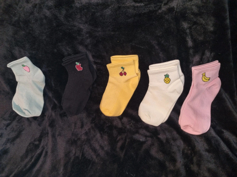 4-10 YEAR OLD SOCKS