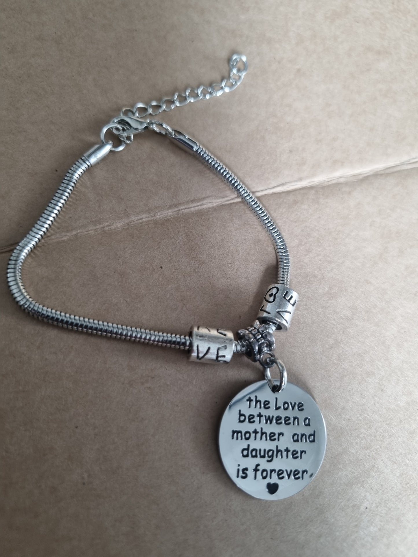 Simple bracelet