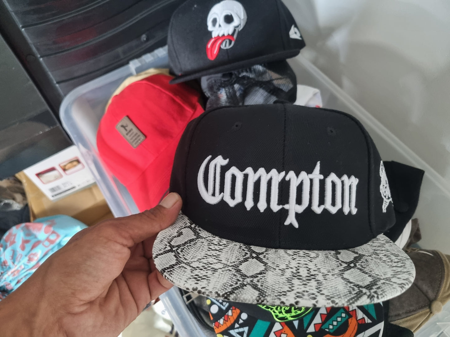 ADULT BASEBALL CAP - COMPTON SNAP BACK
