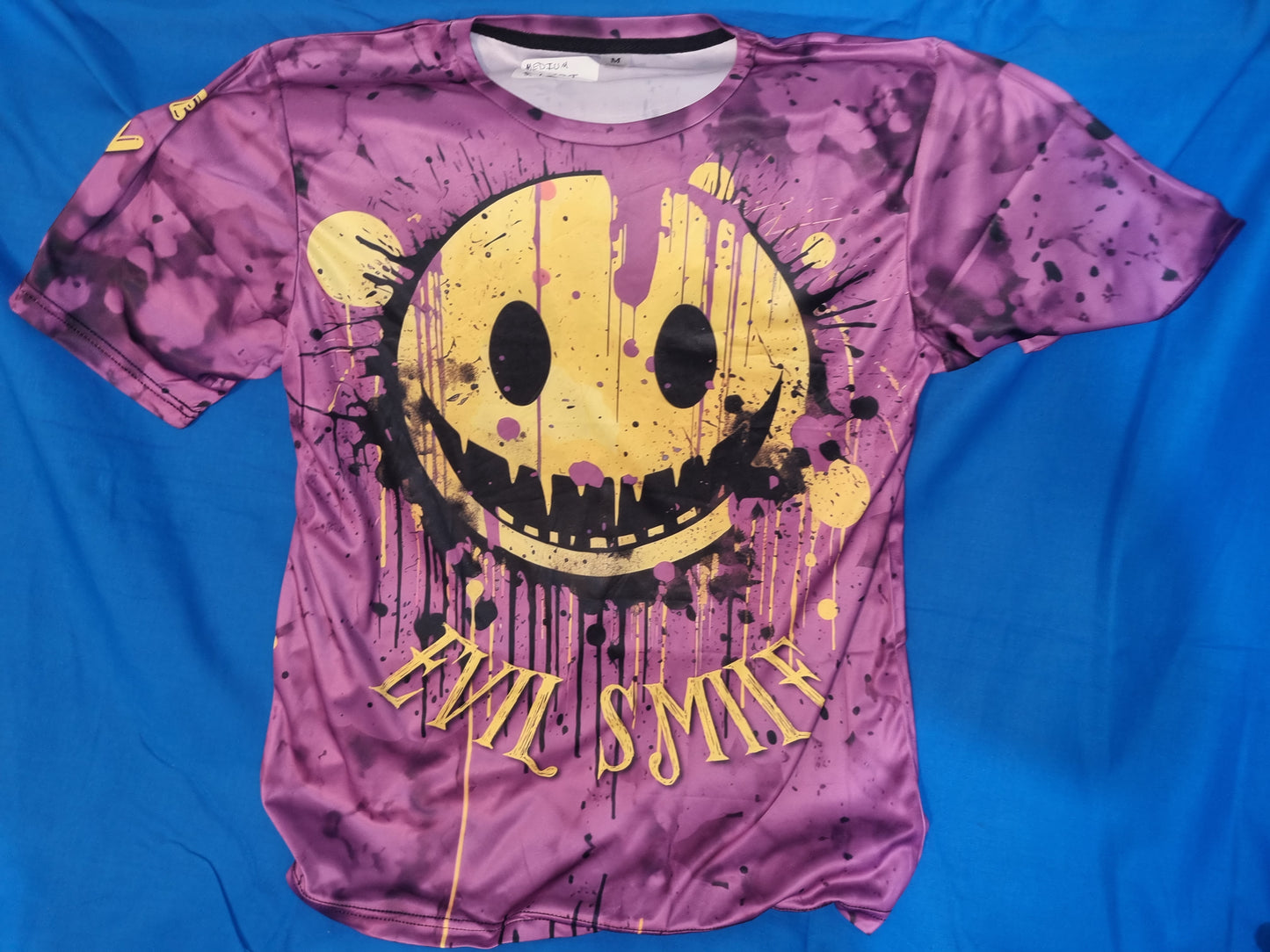 MENS EVIL SMILE MEDIUM T-SHIRT
