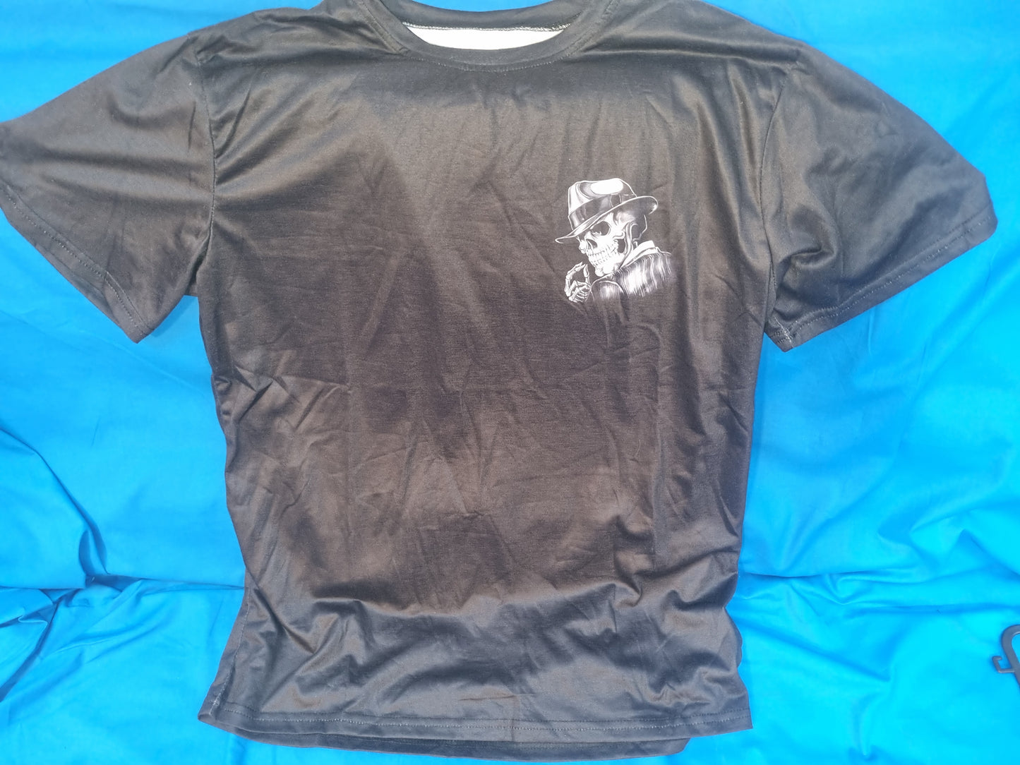 MENS IM DIFFERANT T-SHIRT