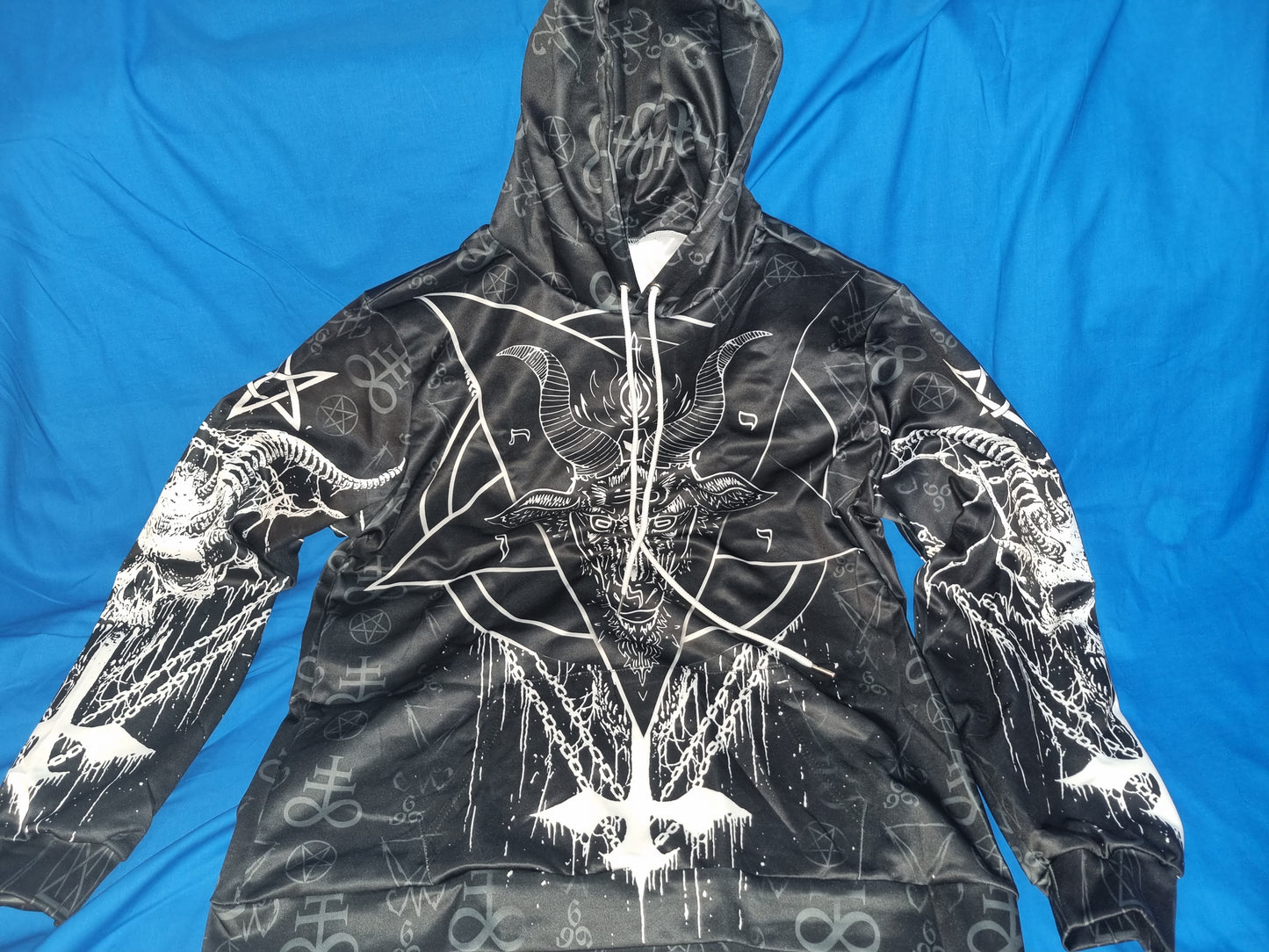 MENS LARGE HOODIE