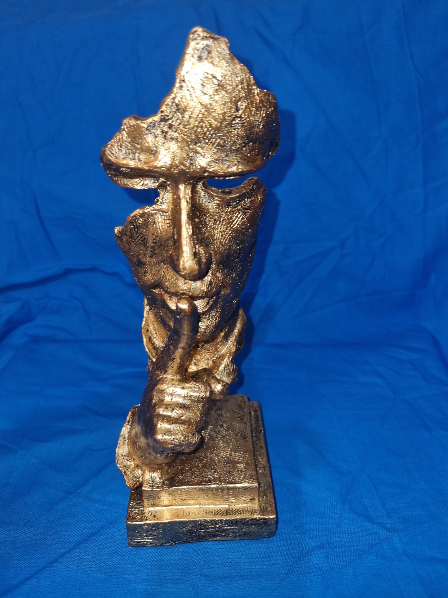 SHHHH STATUE