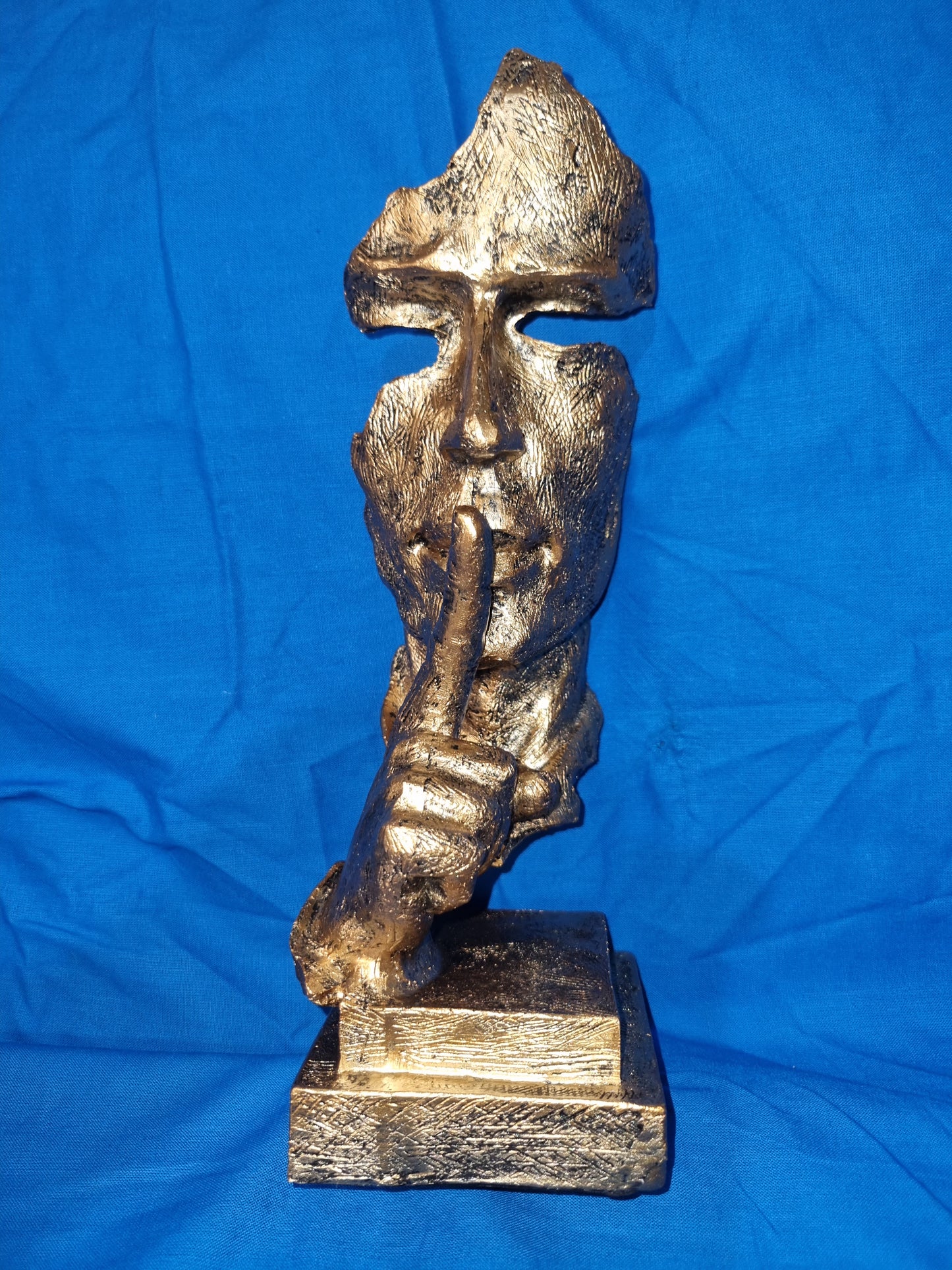 SHHHH STATUE