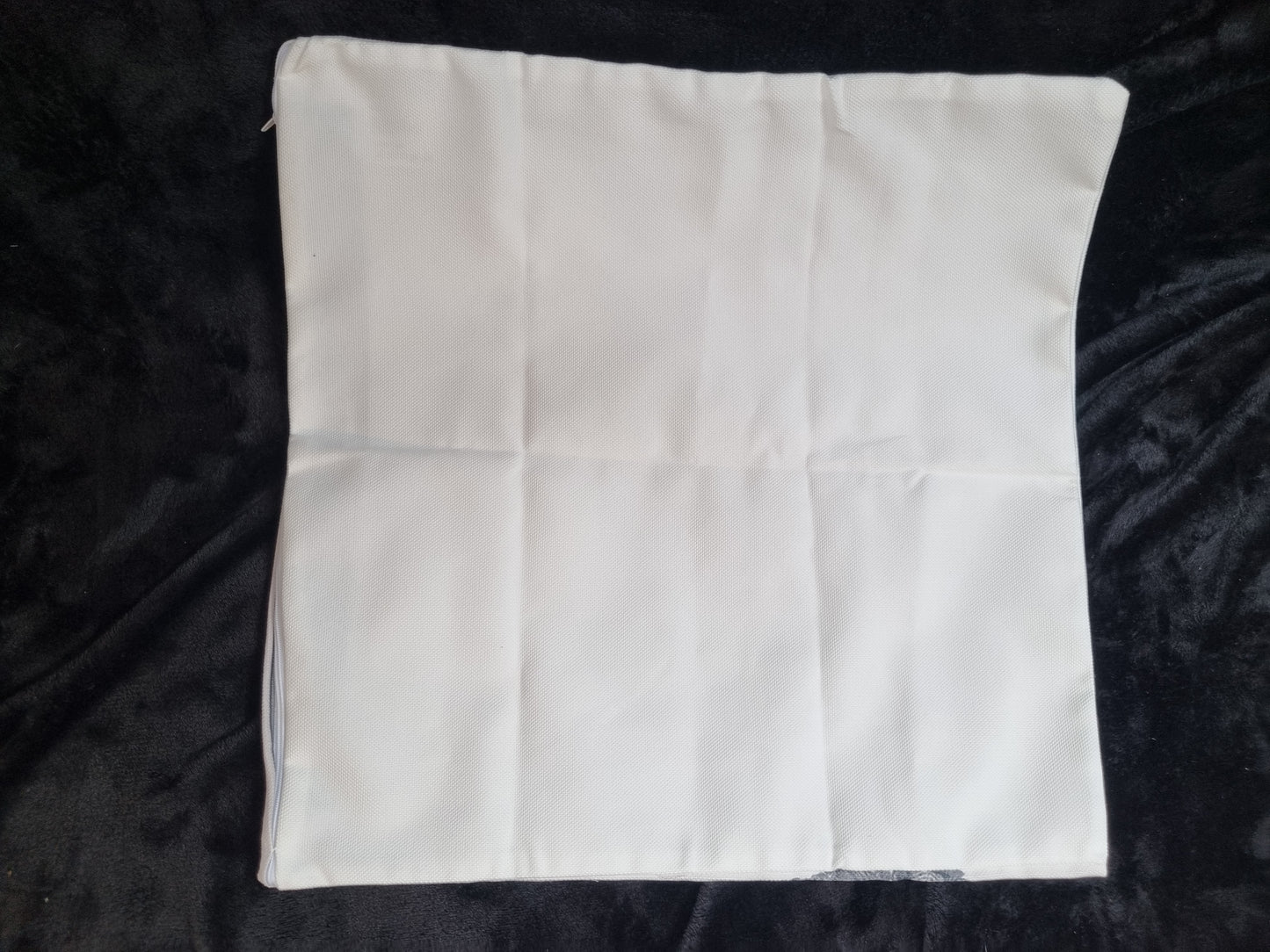 BISON CUSHION CASE 133