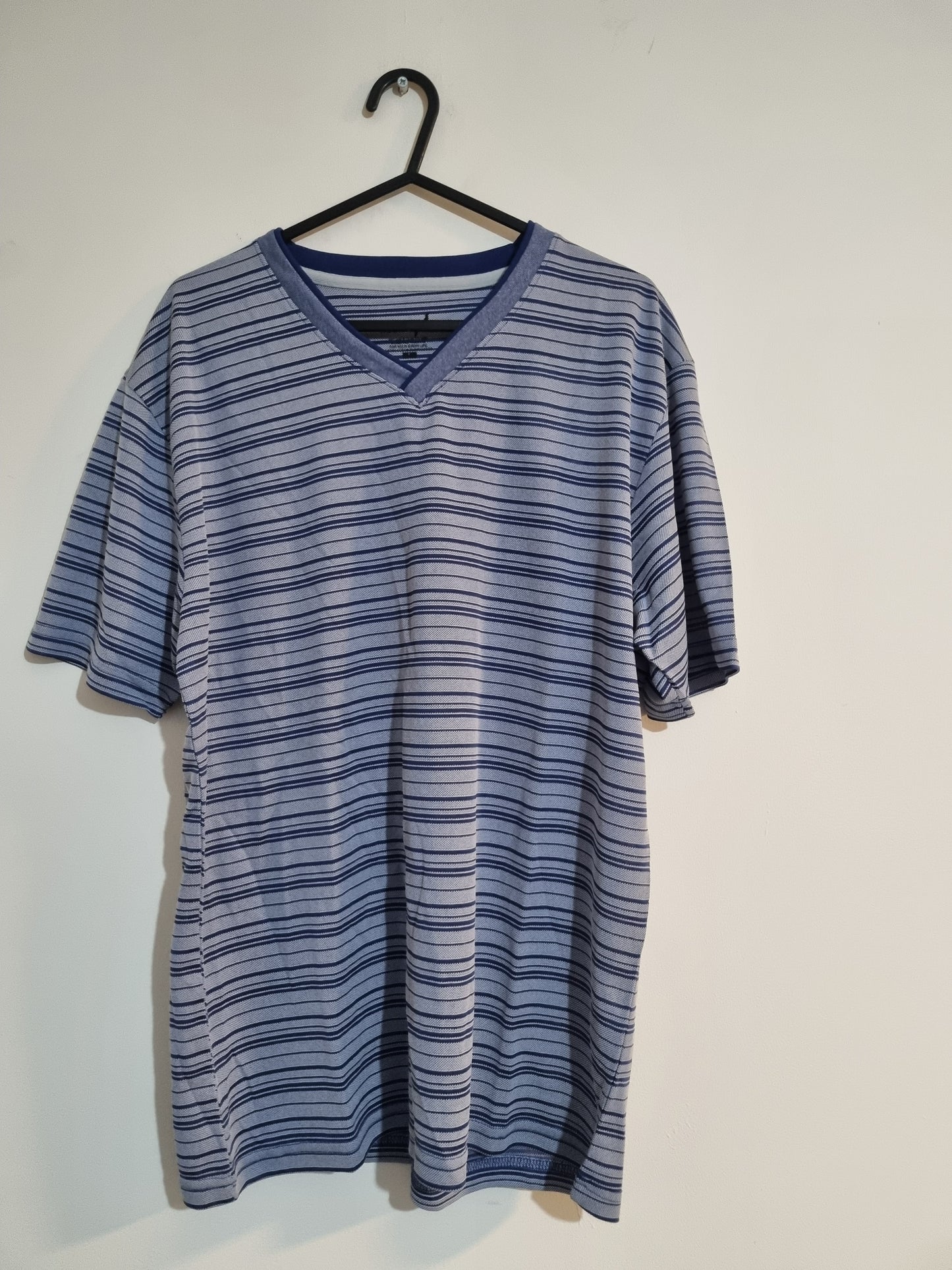 Mens medium blue and white striped t-shirt