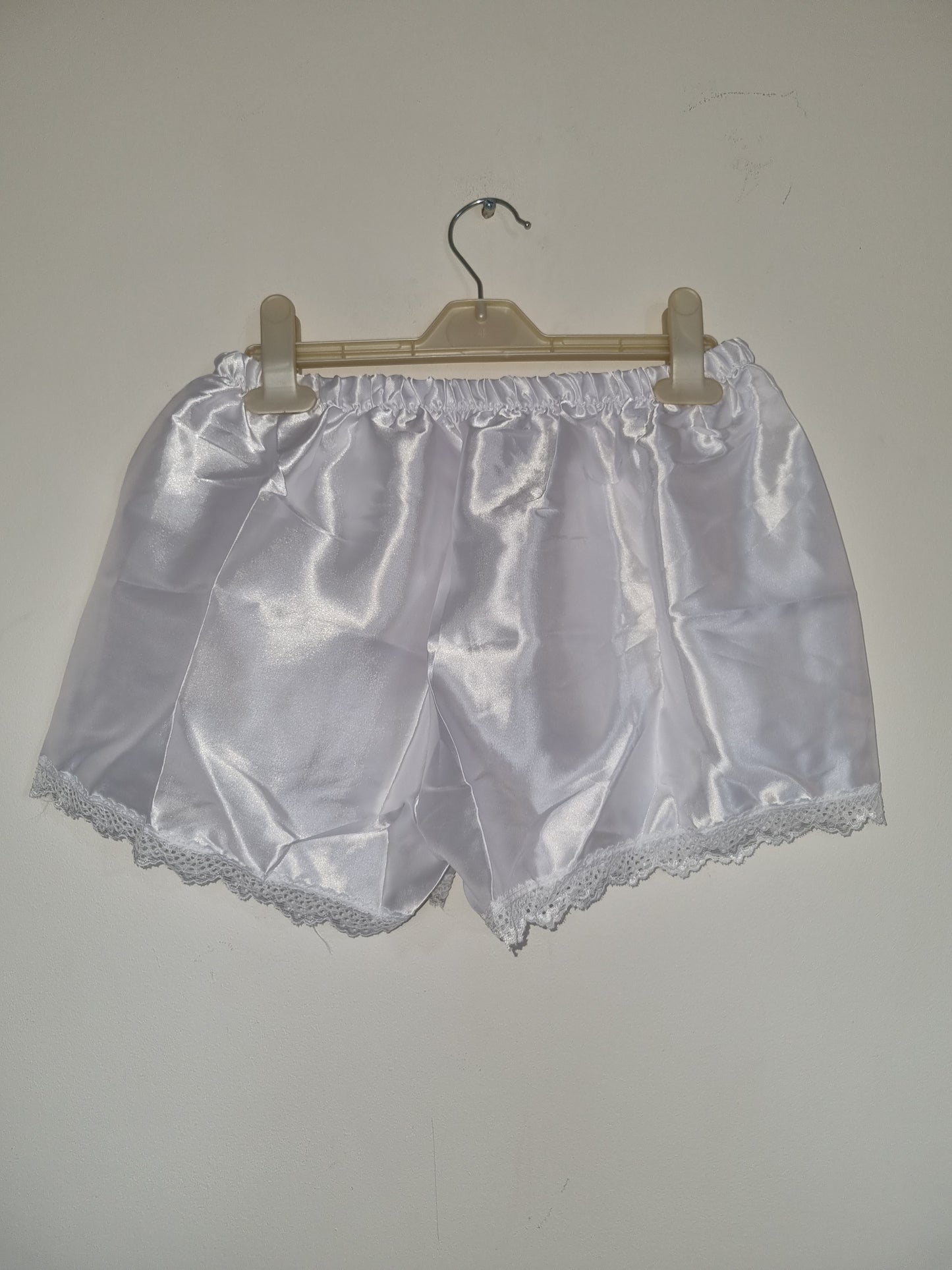 Women's Small/Medium White Shorts