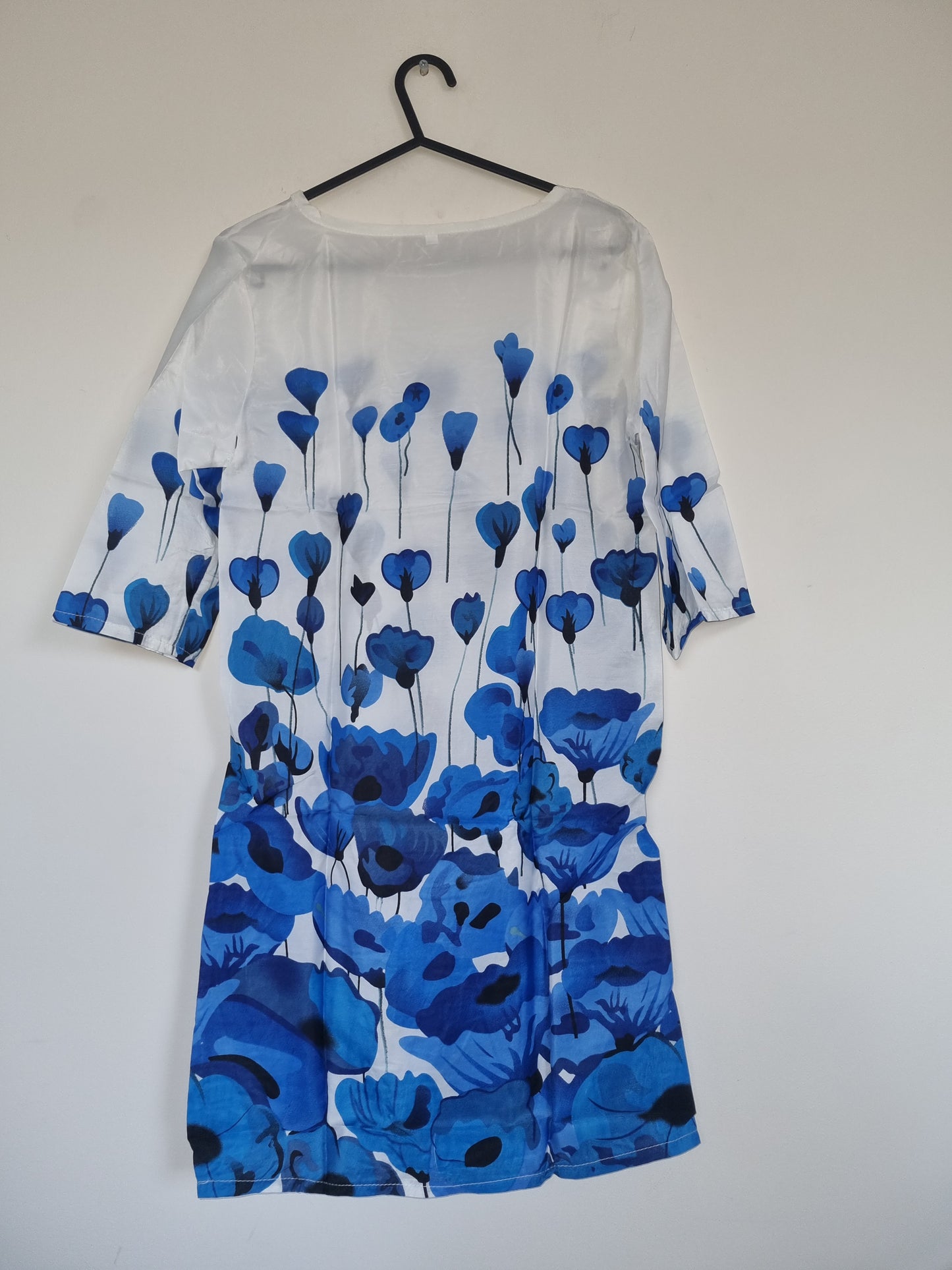 Women's Small White/Blue Floral Dress