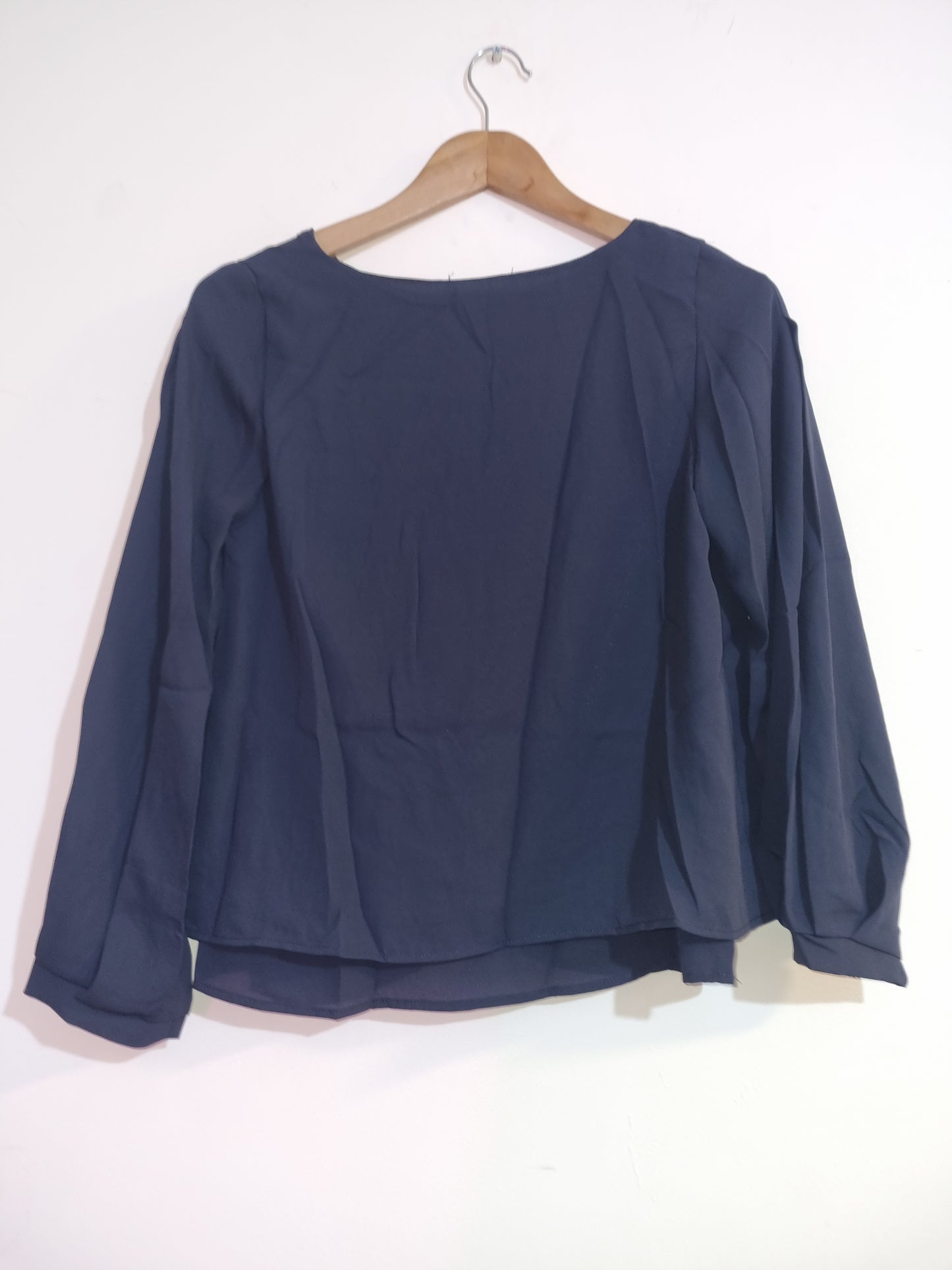 Women's Medium Dark Blue Light Top