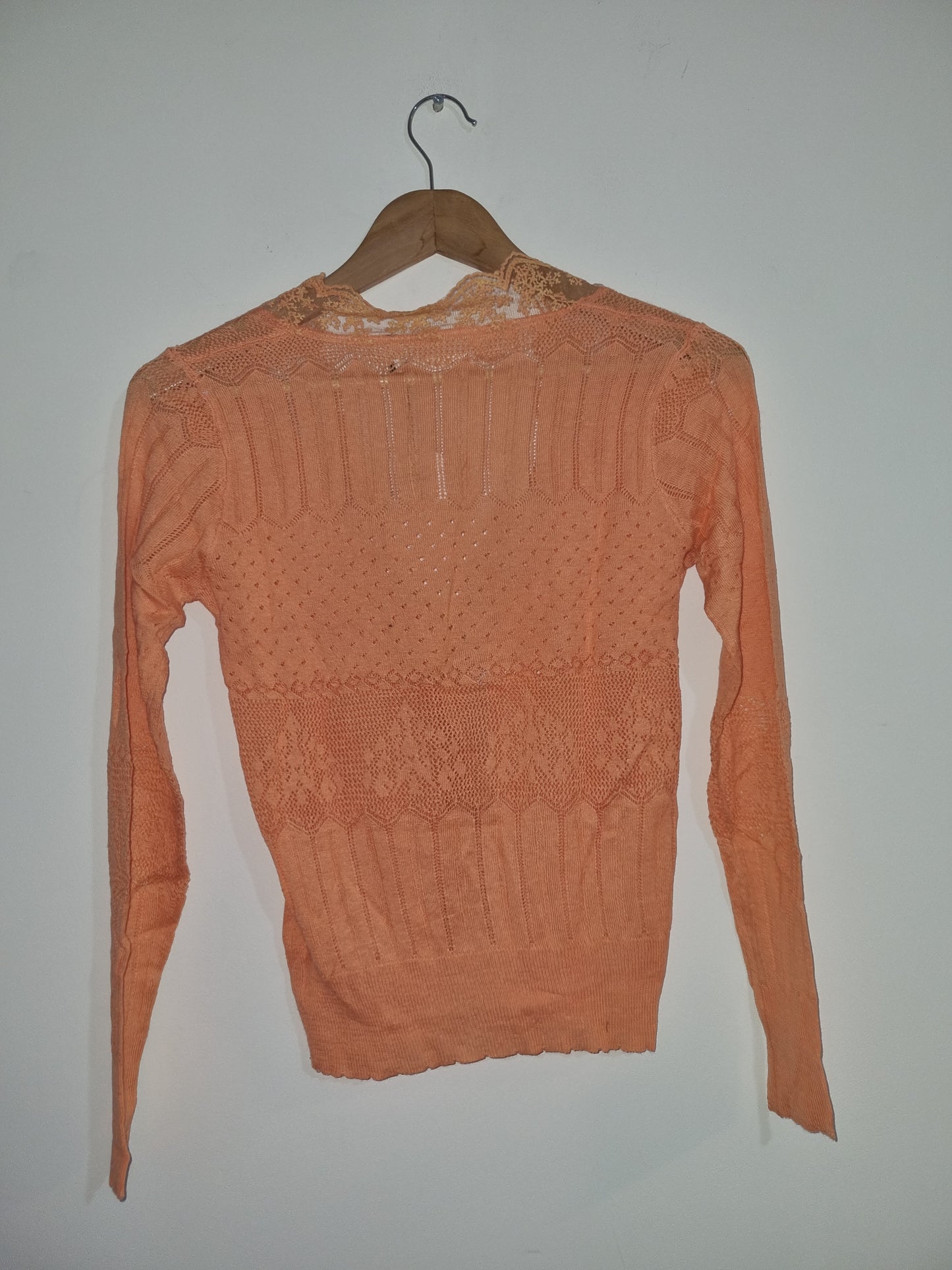 Women's Small Peach Sweater