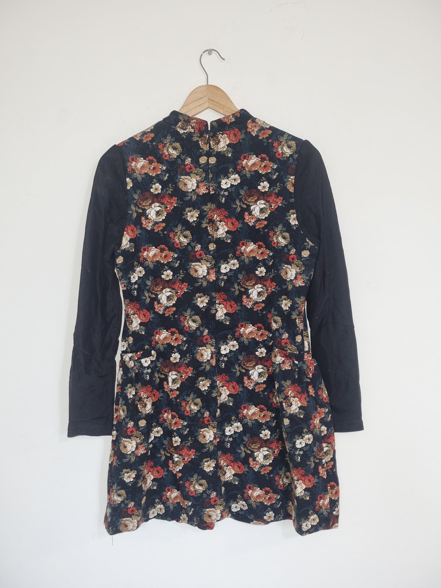 Women's Small Black/Floral Dress