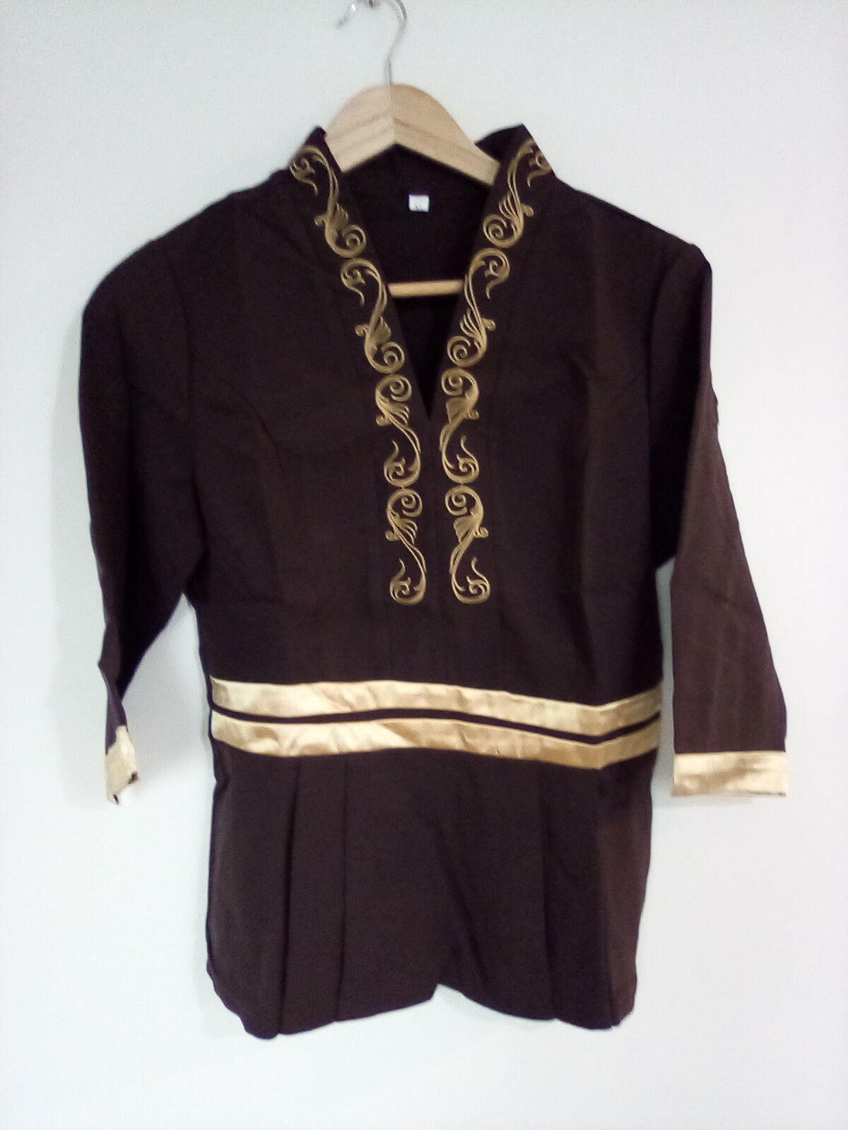 WOMENS BROWN TUNIC WITH GOLD BANDS