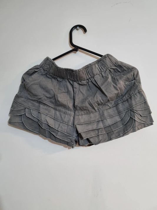 WOMENS SMALL KHAKI SHORTS