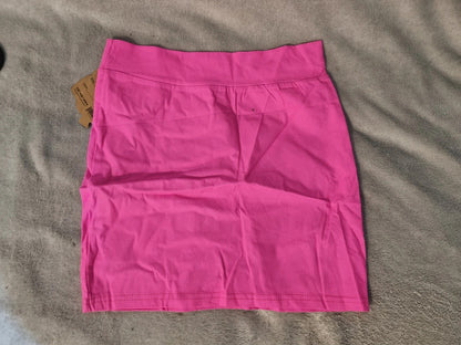 SMALL PINK SKIRT