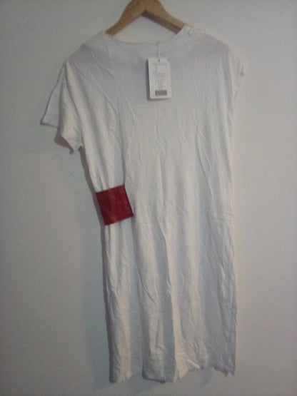 MEDIUM CREAM STYLISH DRESS WITH RED BAND
