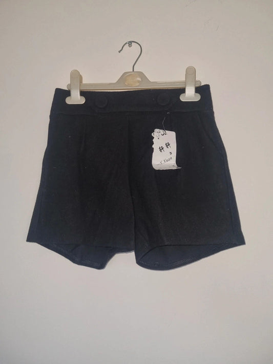 SIZE 8 BLACK SHORTS/SKIRT FRONT