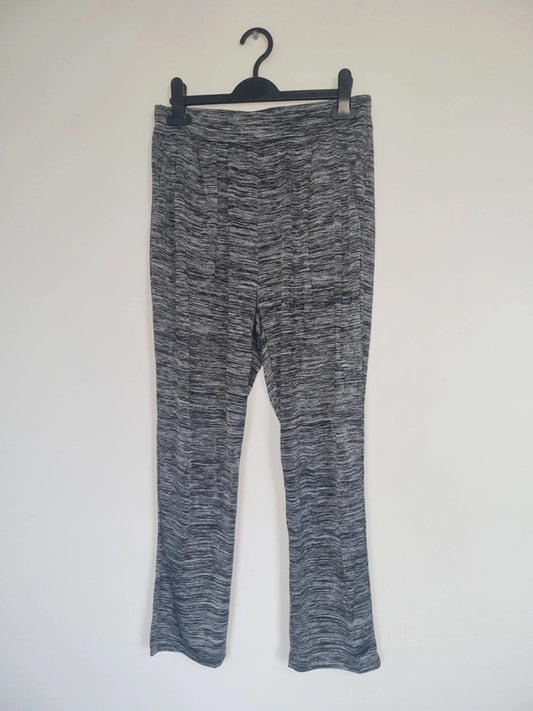 LARGE WOMENS GREY BOTTOMS