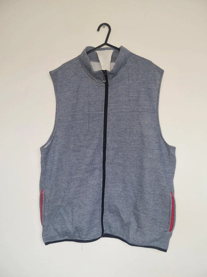 LARGE ADULT GREY/BLUE SPORTS SLEEVELESS ZIP UP BODY WARMER