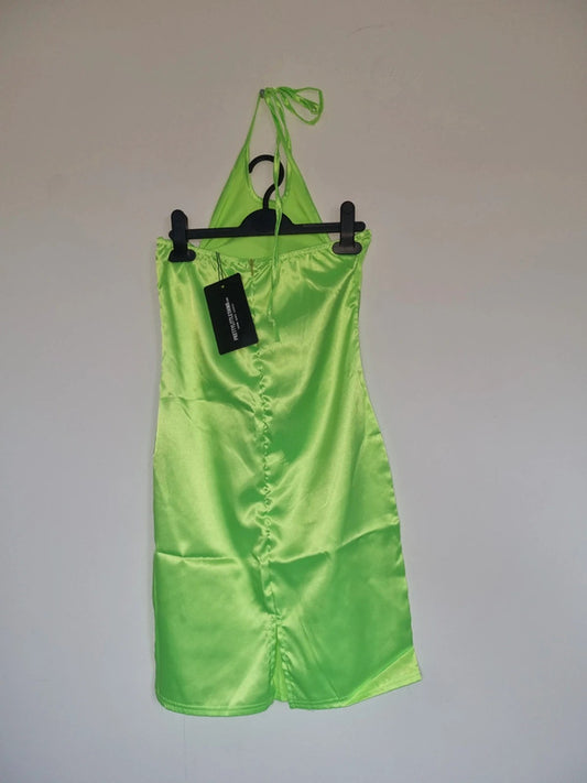 SIZE 6 WOMENS PRETTYLITTLETHING DRESS