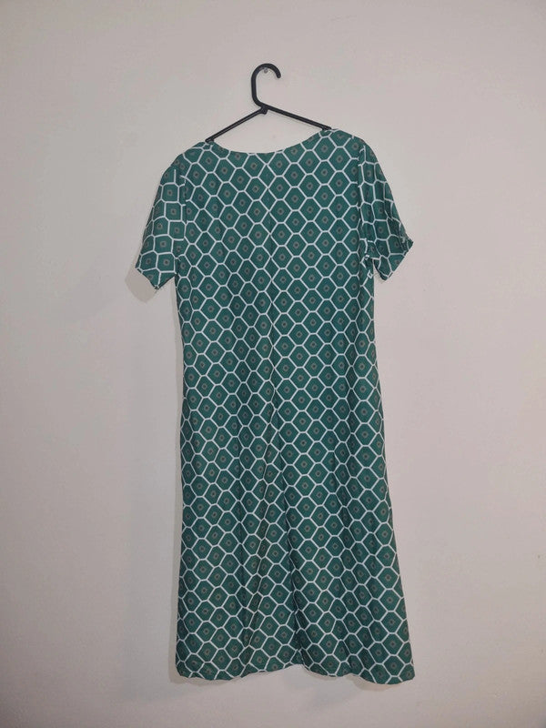 MEDIUM GREEN/WHITE SYMETRICAL DRESS