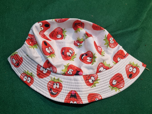 ADULT BUCKET HAT - STRAWBERRIES