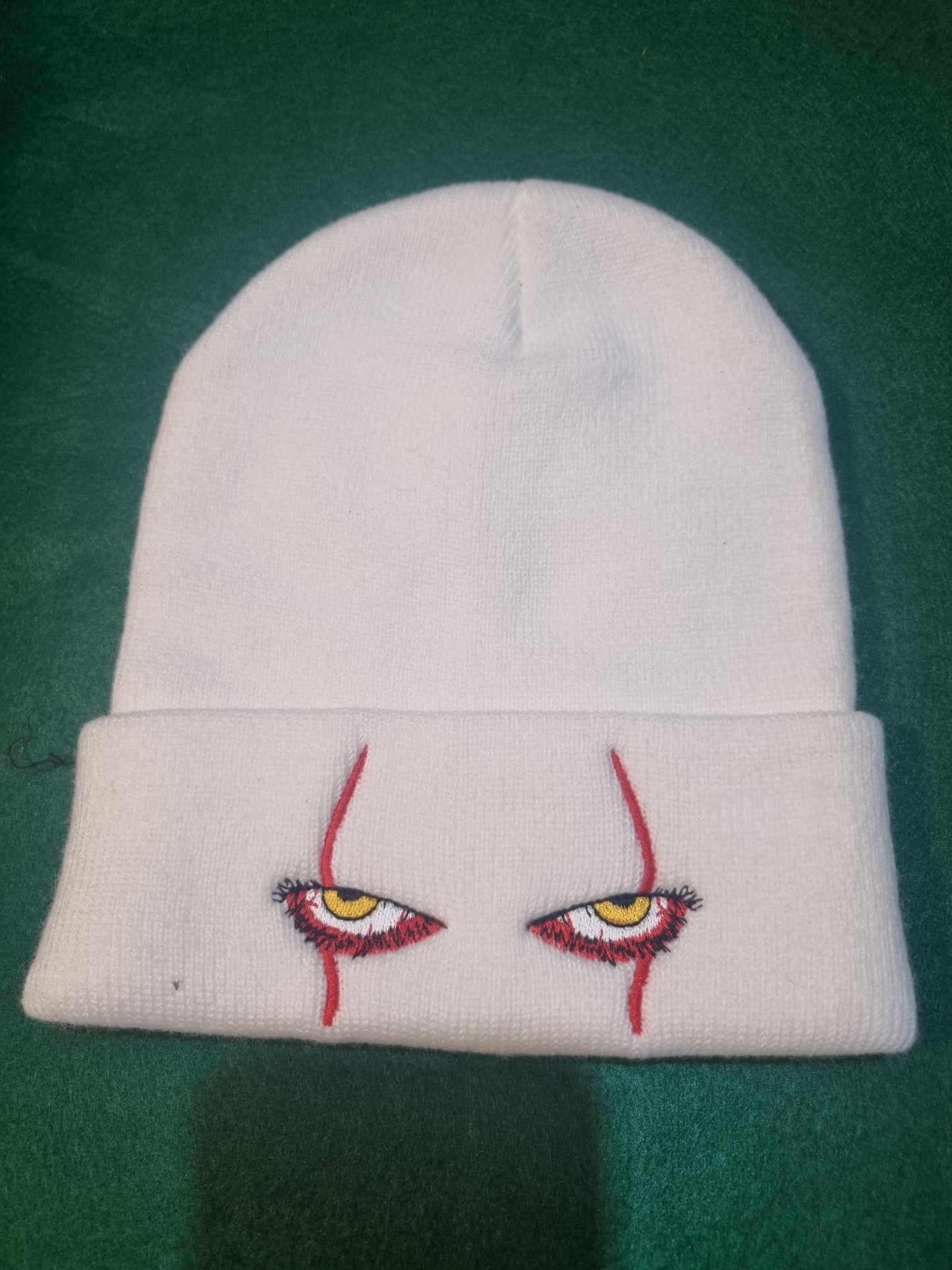 Adults " eyes " hat