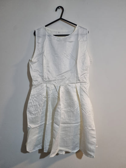 WOMEN'S MEDIUM CREAM MIDI DRESS
