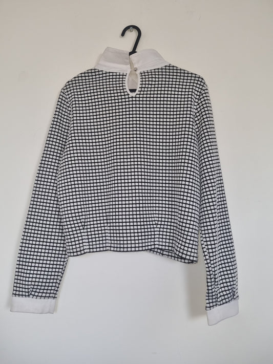 Women's Medium White/Black Cropped Sweater