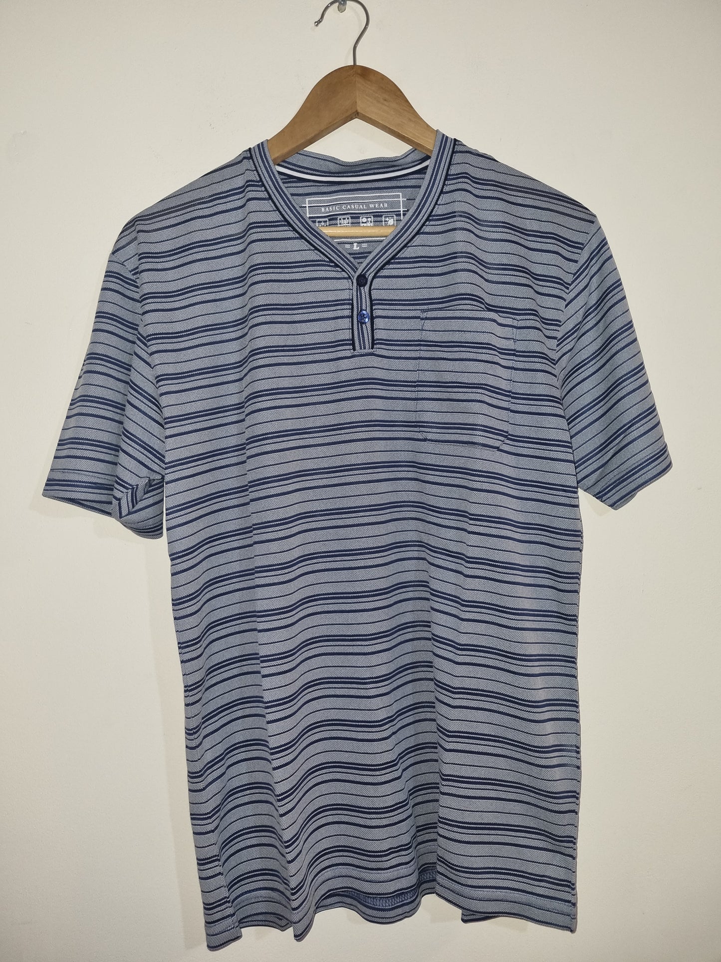 Men's Large Grey/Blue Striped T-Shirt