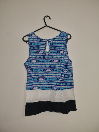 Women's Small Patterned Top