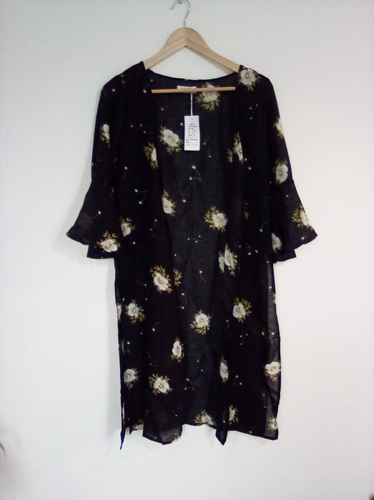 WOMENS SMALL BLACK/FLORAL KIMANO