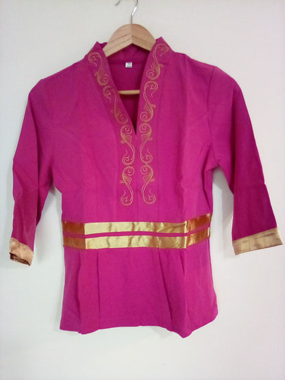 MEDIUM WOMEN'S PINK TUNIC WITH GOLD BANDS