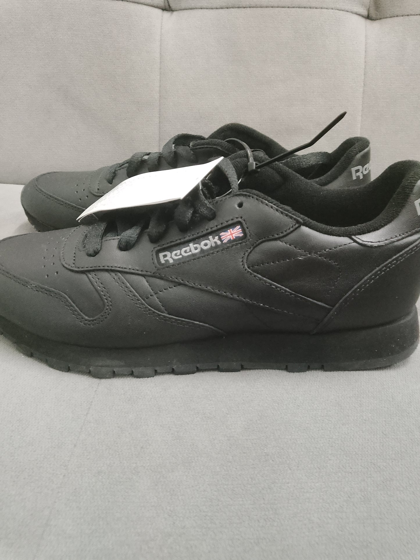 Reebok Black Trainers Size 6 UK