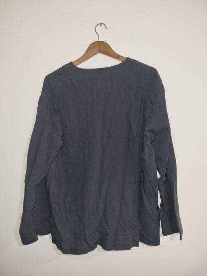 Women's xlarge green long sleeved top