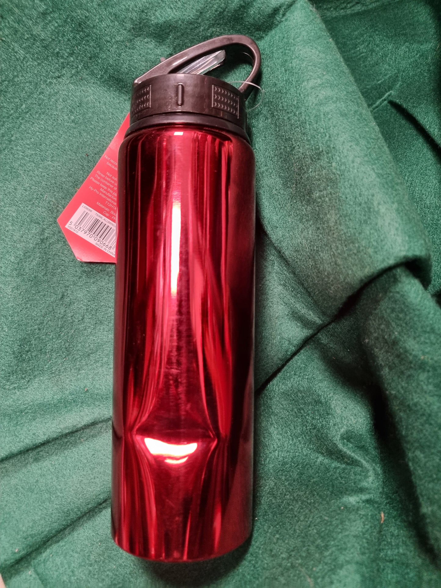 LIVERPOOL OFFICIALLY LICENSED DRINKS BOTTLE