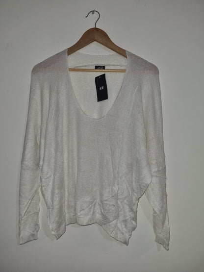 Women's Large Cream H&M Sweater