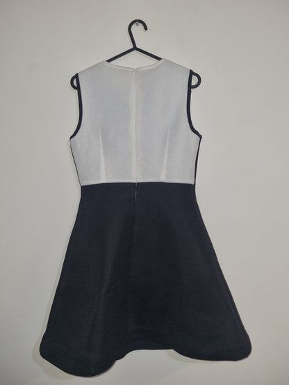 Small black/white dress